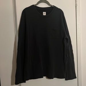 Gap Mens longsleeve t with pocket